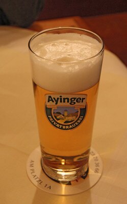 Пиво Ayinger